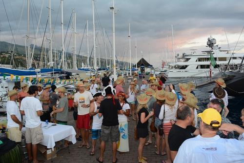 Tahiti 2013 cooking competition group shot © AIMEX 